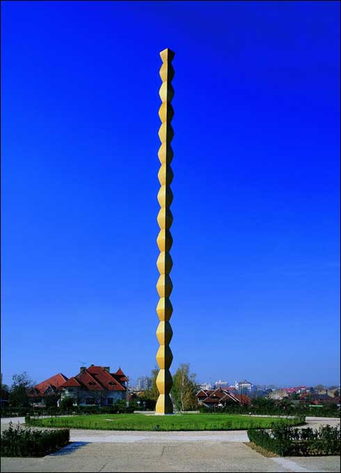 Poza cu Coloana Infinitului, imagini cu monumente