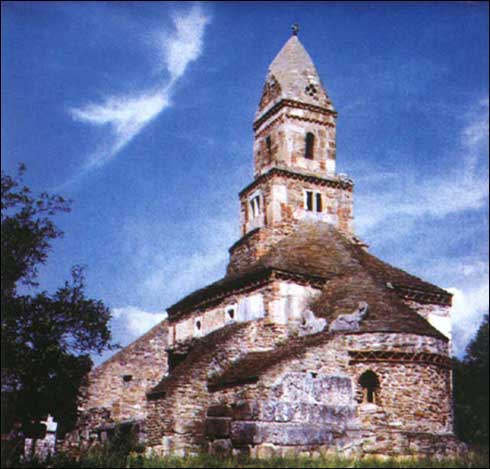 Poza cu Sarmizegetusa, imagini cu monumente